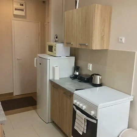 Home Apartment *